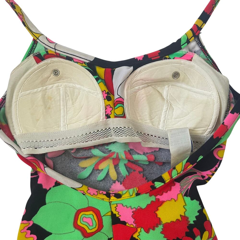 VINTAGE 1960s Pin-Up Girl Bathing Suit - Swimsuit - Black Vibrant Florals - XS - Picture 5 of 8
